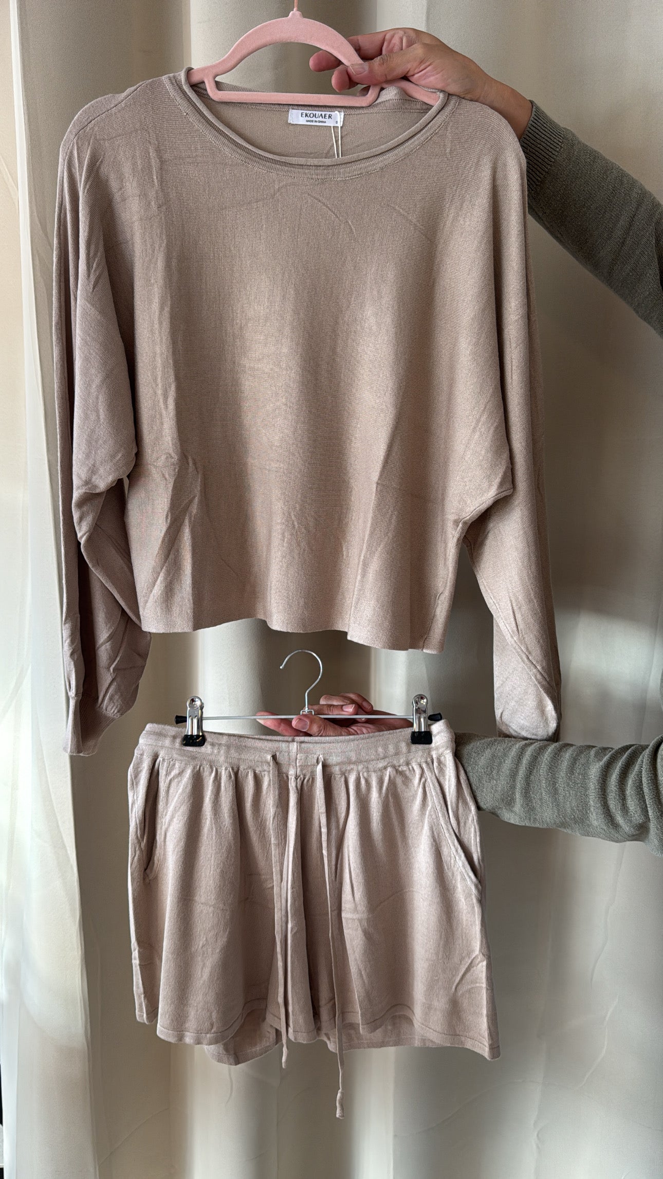 Ekouaer Pajamas Womens 2 Piece Lounge Set Cozy Knit Long Sleeve Sweater Shorts Set - NO CAMBIOS NI DEVOLUCIONES