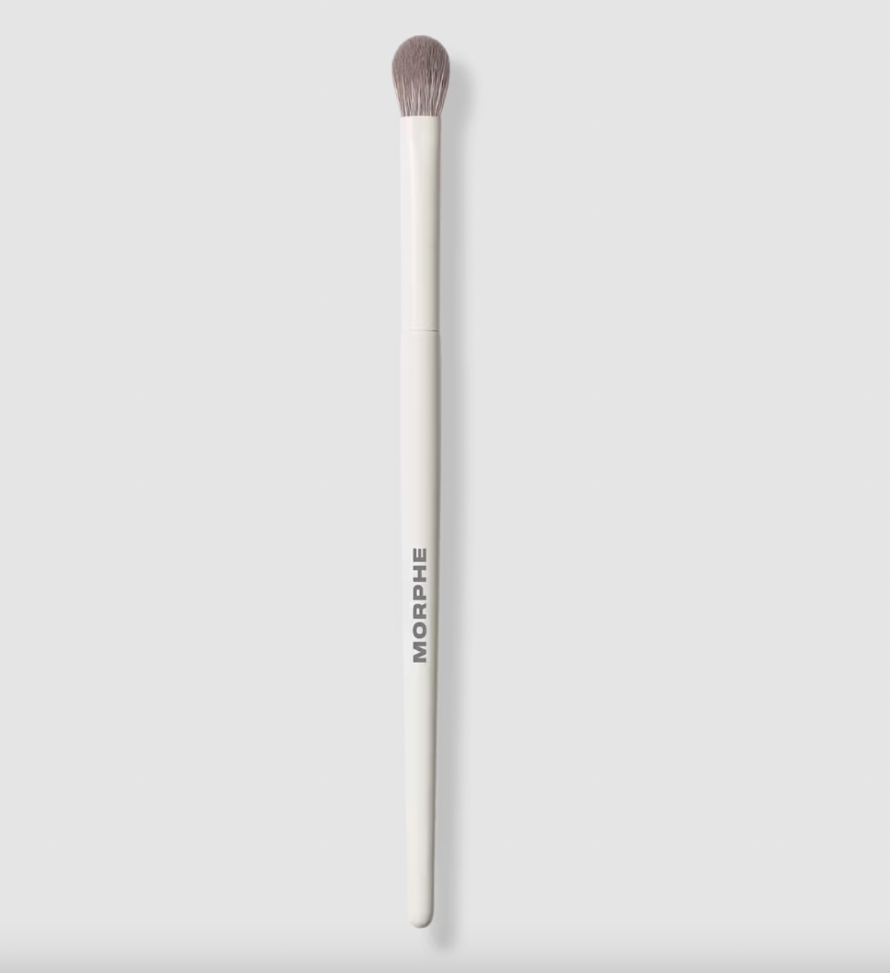 PREORDEN -M332 Medium Rounded Blender Eyeshadow Brush | MORPHE - 2 A 4 SEMANAS EN LLEGAR