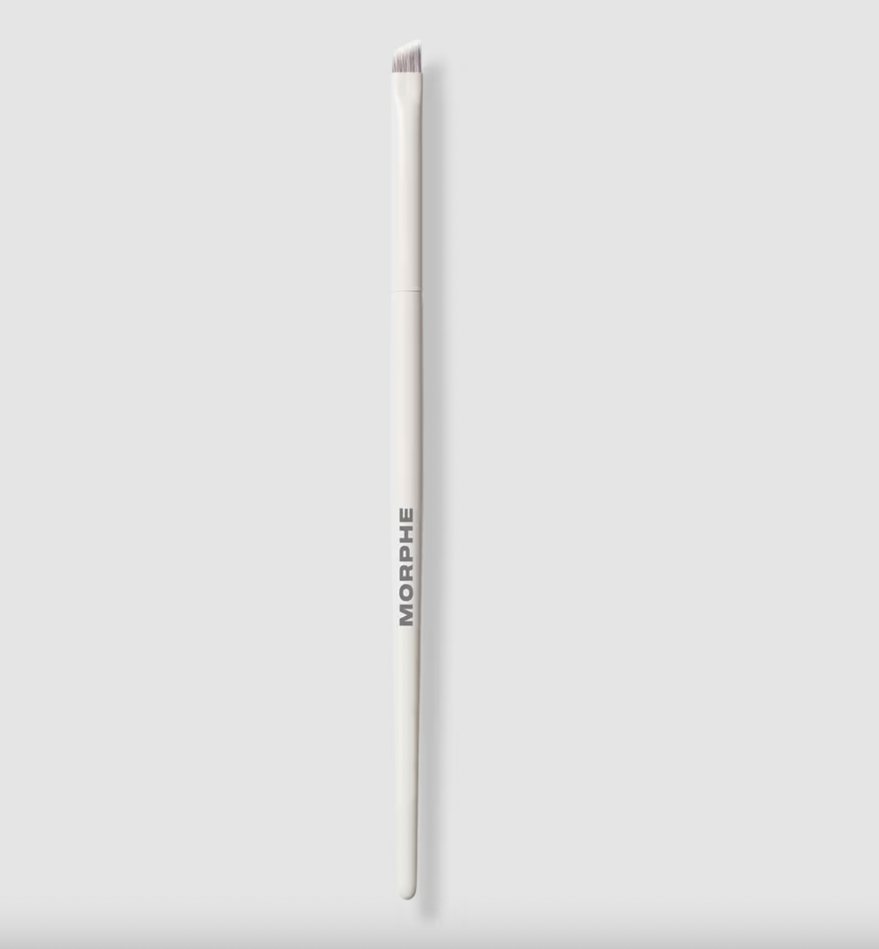 PREORDEN -M363 Angled Eyeliner Brush | MORPHE - 2 A 4 SEMANAS EN LLEGAR