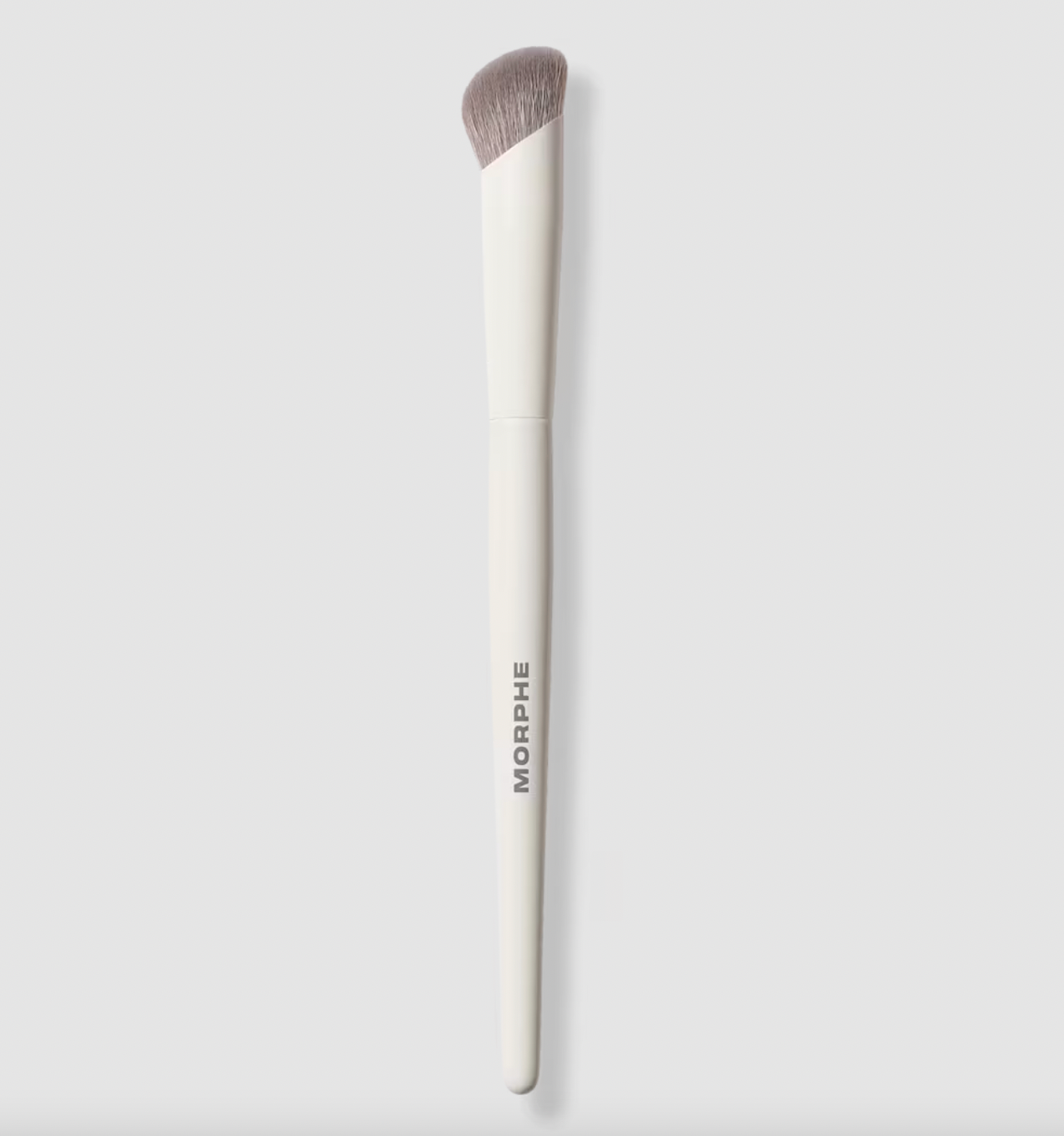PREORDEN -M132 Angled Concealer Brush | MORPHE - 2 A 4 SEMANAS EN LLEGAR