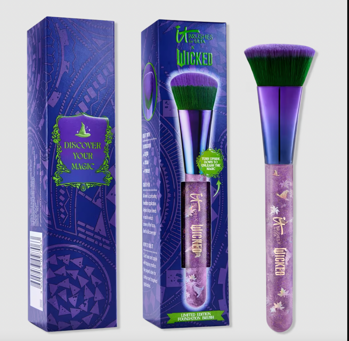 PREORDEN -IT Brushes for ULTA x Wicked Limited-Edition Elphaba Foundation Brush - 2 A 4 SEMANAS EN LLEGAR
