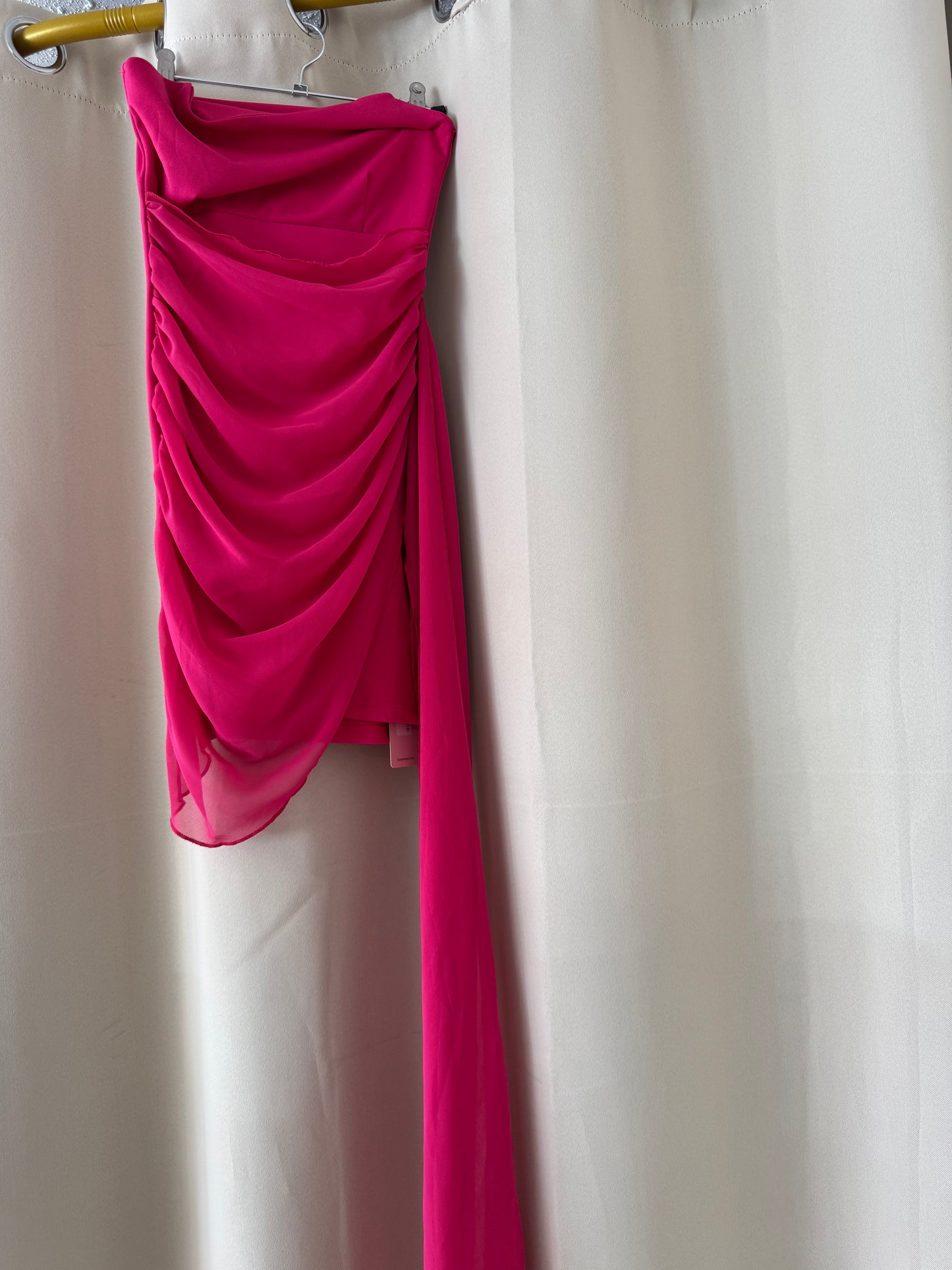 MICAS MINI HOT PINK DRESS - NO CAMBIOS NI DEVOLICIONES