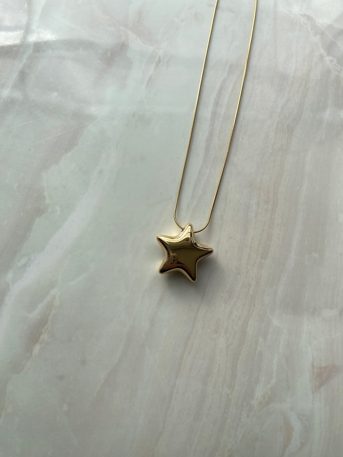 COLLAR DORADO ACERO INOXIDABLE