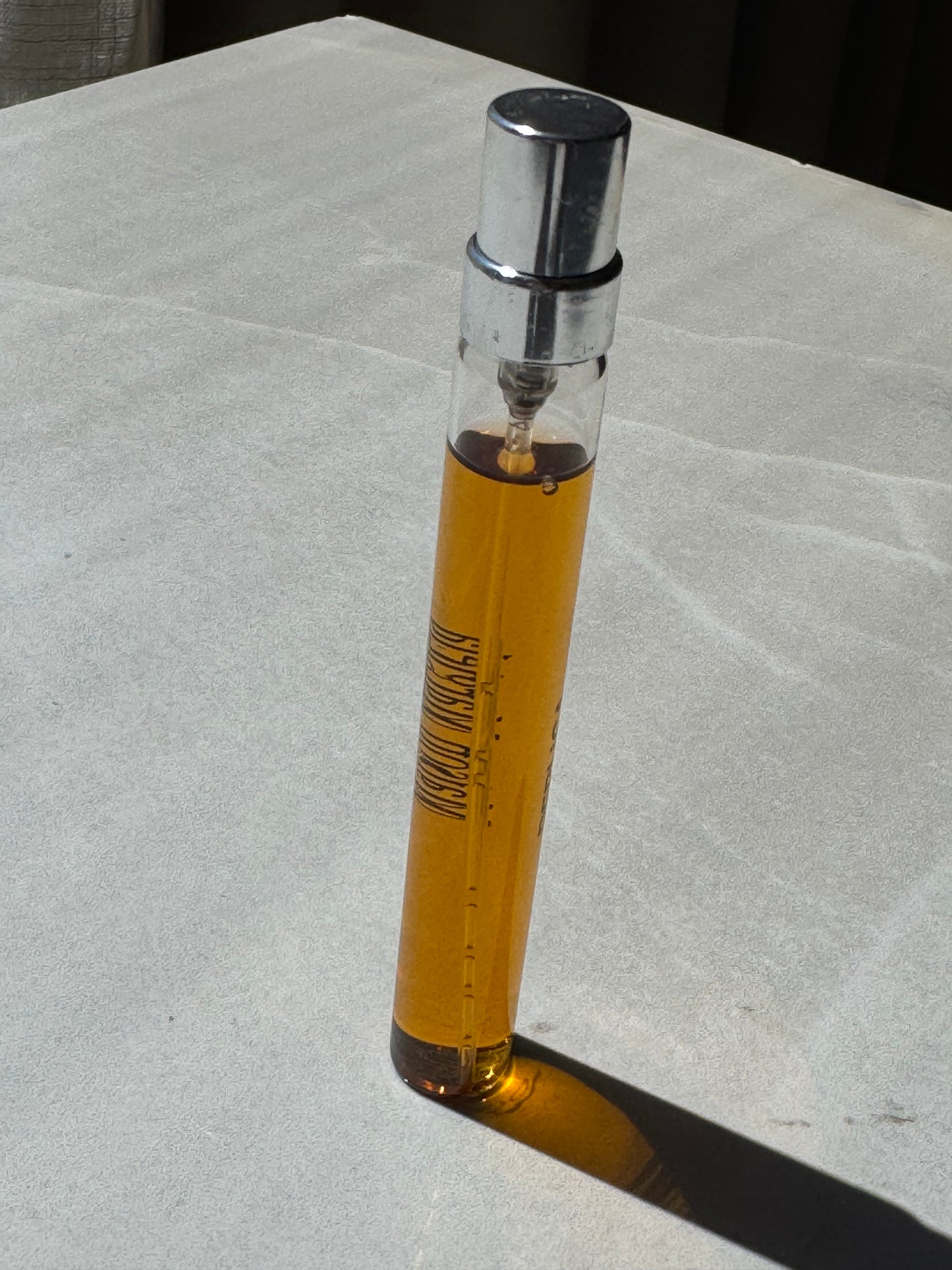 JAZZ CLUB | REPLICA BY MAISON MARGELA - 10 ML SON CAJA, LLENO