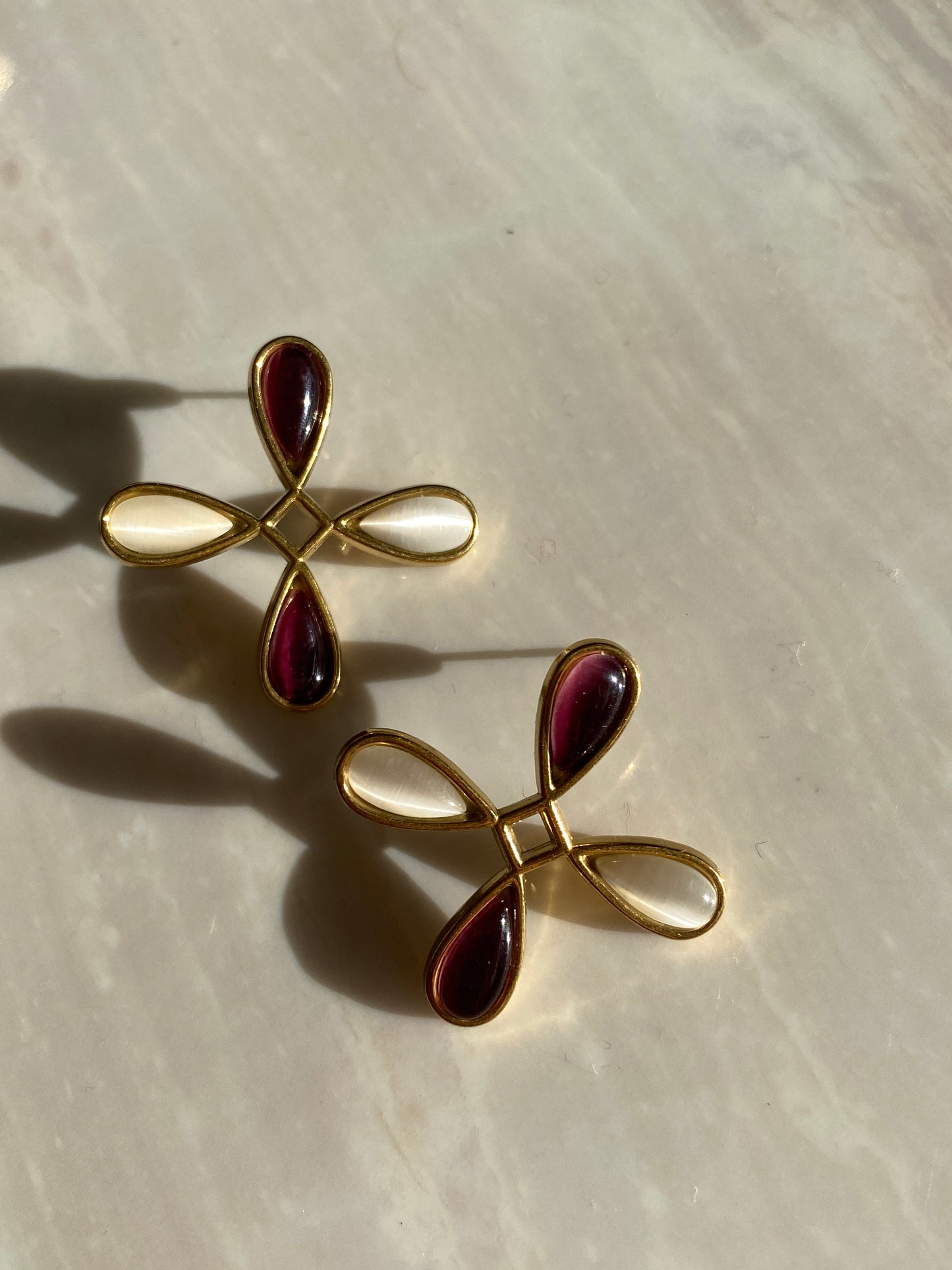 ARETES DORADO ACERO INOXIDABLE