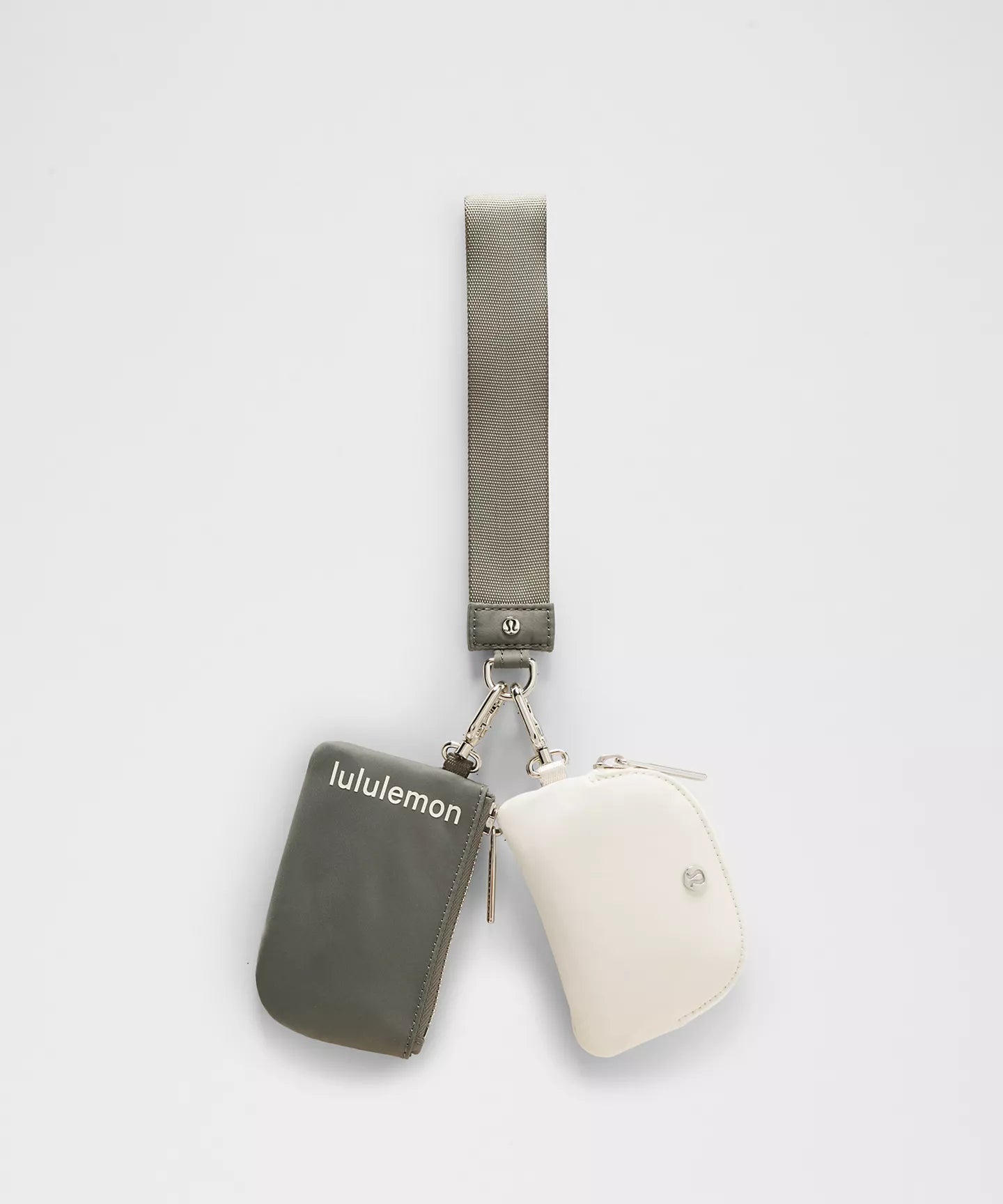 PREORDEN -Dual Pouch Wristlet- 2 A 4 SEMANAS EN LLEGAR