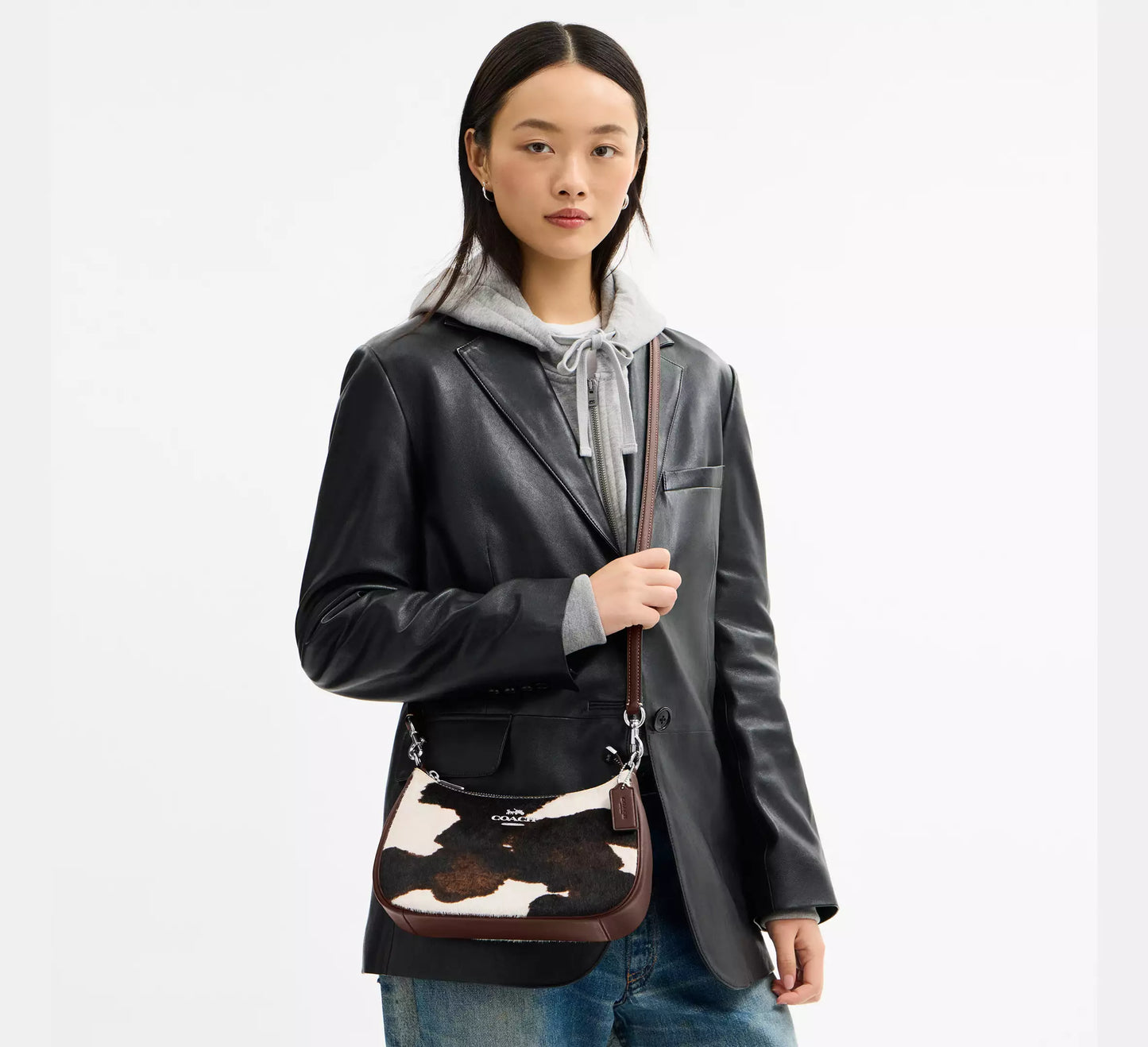 PREORDEN -Teri Shoulder Bag With Cow Print | COACH - 2 A 4 SEMANAS EN LLEGAR