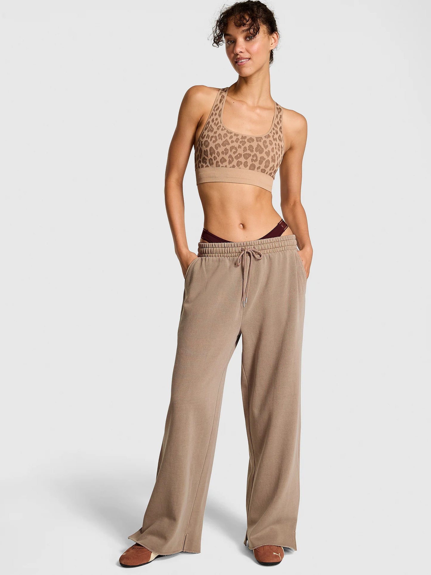 Ivy Fleece Wide-Leg Split-Hem Sweatpants |  PINK - NO CAMBIOS NI DEVOLUCIONES