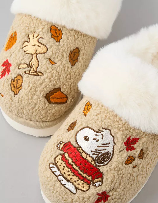 PREORDEN -AE Thanksgiving Snoopy Scuff Slipper - 2 A 4 SEMANAS EN LLEGAR