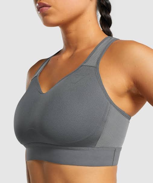 LIGHTWEIGHT HIGH SUPPORT SPORTS BRA | GYMSHARK - NO CAMBIOS NI DEVOLUCIONES