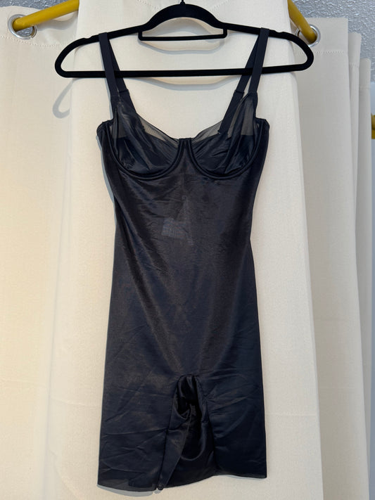 SKIMS No Show Unlined Demi Mid Thigh Bodysuit NO CAMBIOS NI DEVOLUCIONES