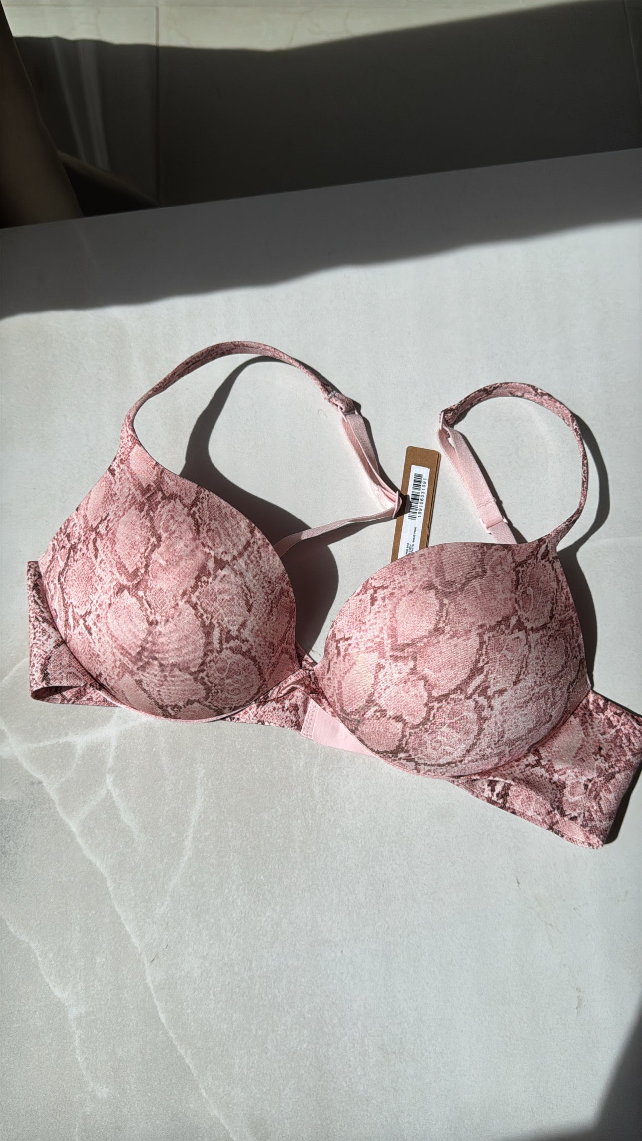 ULTIMATE PUSHUP PLUNGE BRA EN PINK SNAKESKIN | SKIMS - NO CAMBIOS NI DEVOLUCIONES