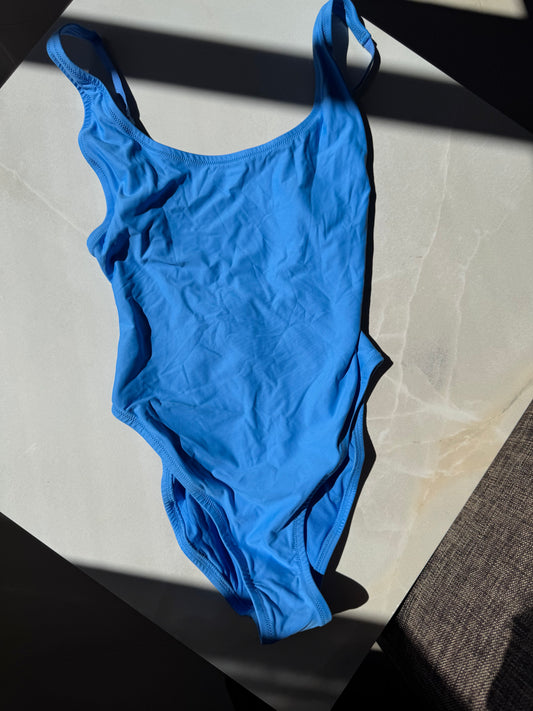 SIGNATURE SWIM ONE PIECE EN TIDE | SKIMS NO CAMBIOS NI DEVOLUCIONES