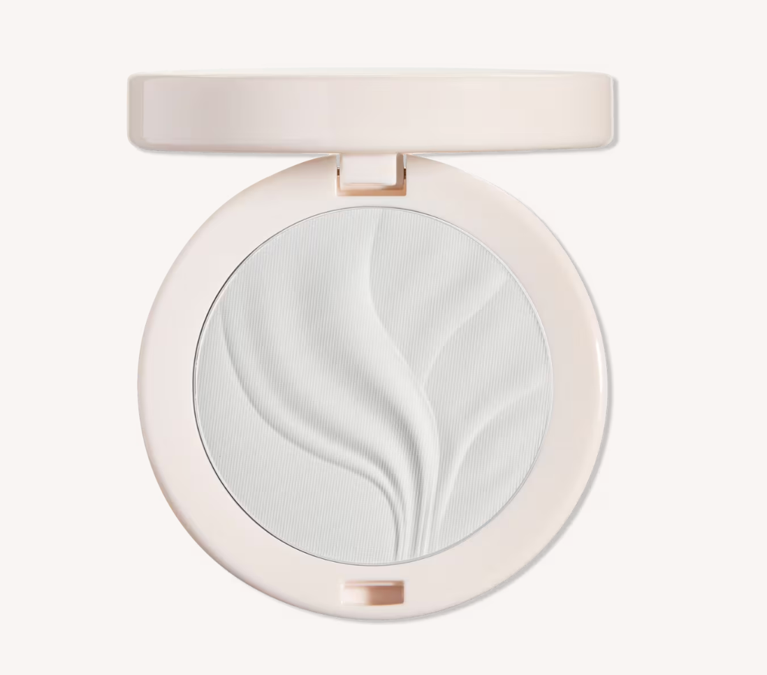 PREORDEN - Natural Blur Brightening Powder | KYLIE COSMETICS - 2 A 4 SEMANAS EN LLEGAR