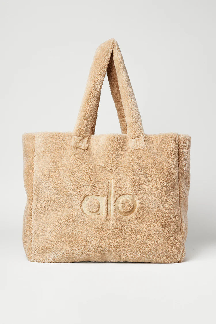 PRE-ORDEN FOXY SHERPA TOTE | ALO REVISA TIEMPOS DE ESPERA