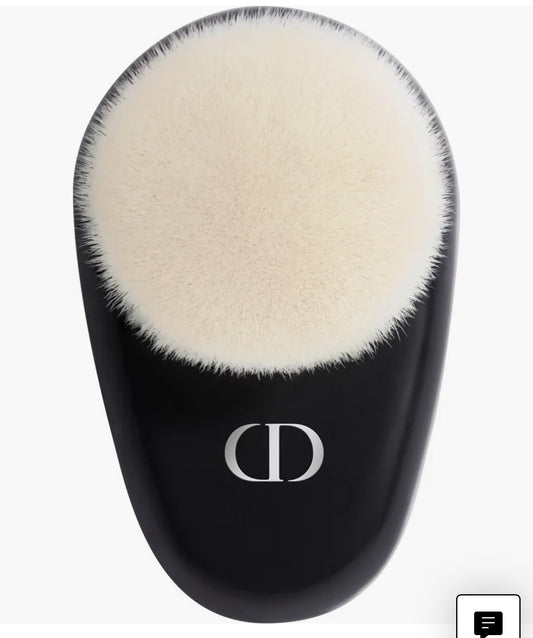 PREORDEN - No. 18 Backstage Face Brush | Dior - 2 A 4 SEMANAS EN LLEGAR