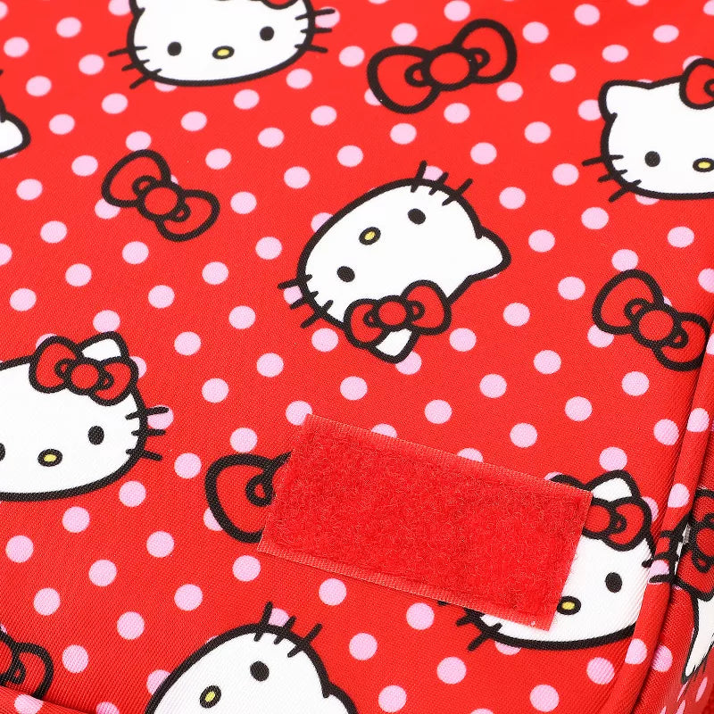 PREORDEN -Hello Kitty Character Face & Bows Red 8.2” Folding Hanging Toiletry Kit - 2 A 4 SEMANAS EN LLEGAR