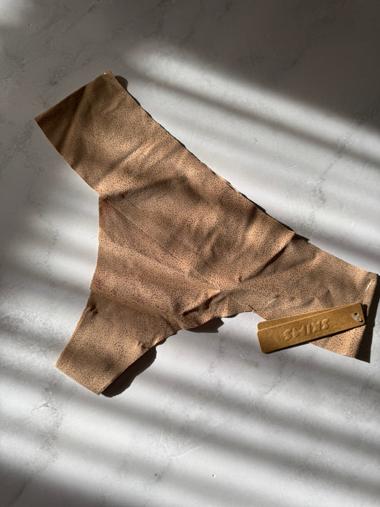 Naked Dipped Thong - SKIMS - NO CAMBIOS NI DEVOLUCIONES