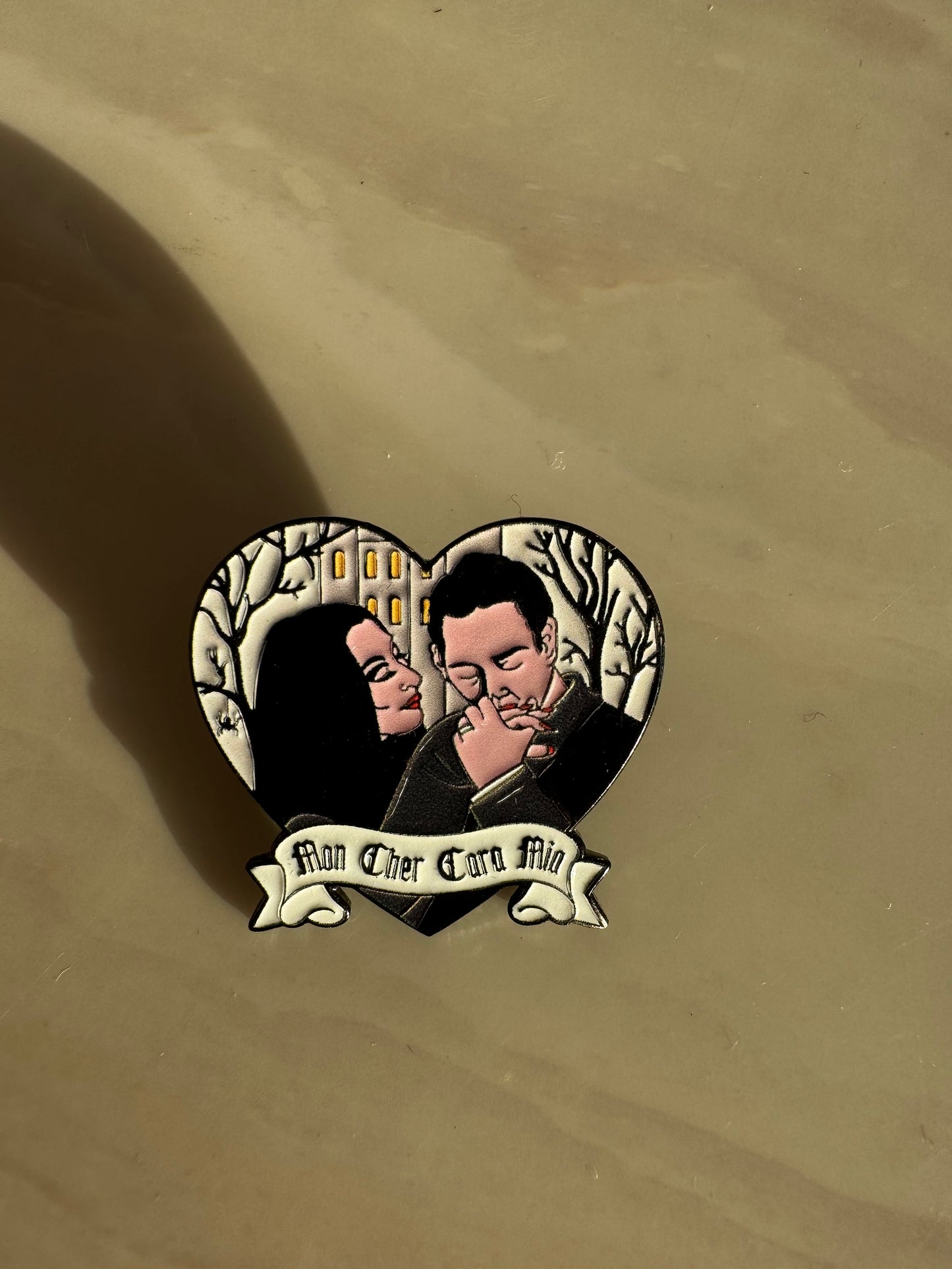 PIN MORTICIA + GOMEZ