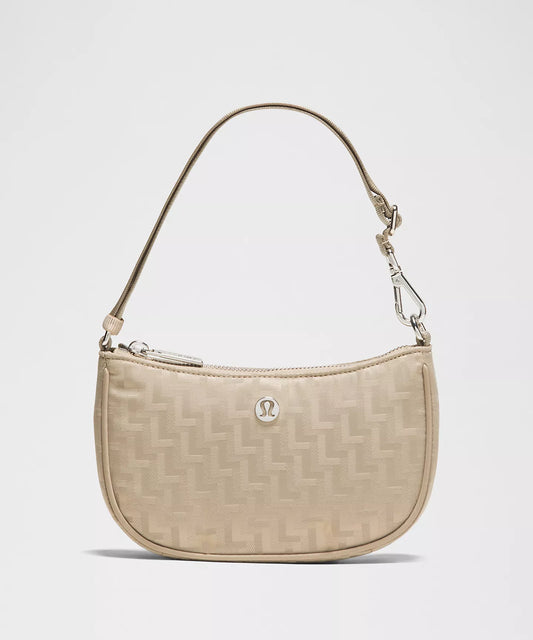 PREORDEN -City Essentials Mini Shoulder Bag 1L L Monogram Jacquard - 2 A 4 SEMANAS EN LLEGAR