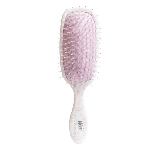 PREORDEN -LoveShackFancy x Target – WetBrush Coquette Bow Shine Enhancer Brush Chantilly- 2 A 4 SEMANAS EN LLEGAR