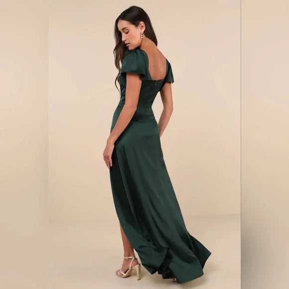 Lulus Ultimate Sweetness Emerald Green Satin Flutter Sleeve Maxi Dress - NO CAMBIOS NI DEVOLUCIONES