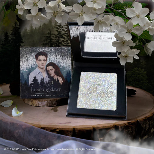 PREORDEN -Twilight x Glamlite Wedding Highlighter - 2 A 4 SEMANAS EN LLEGAR