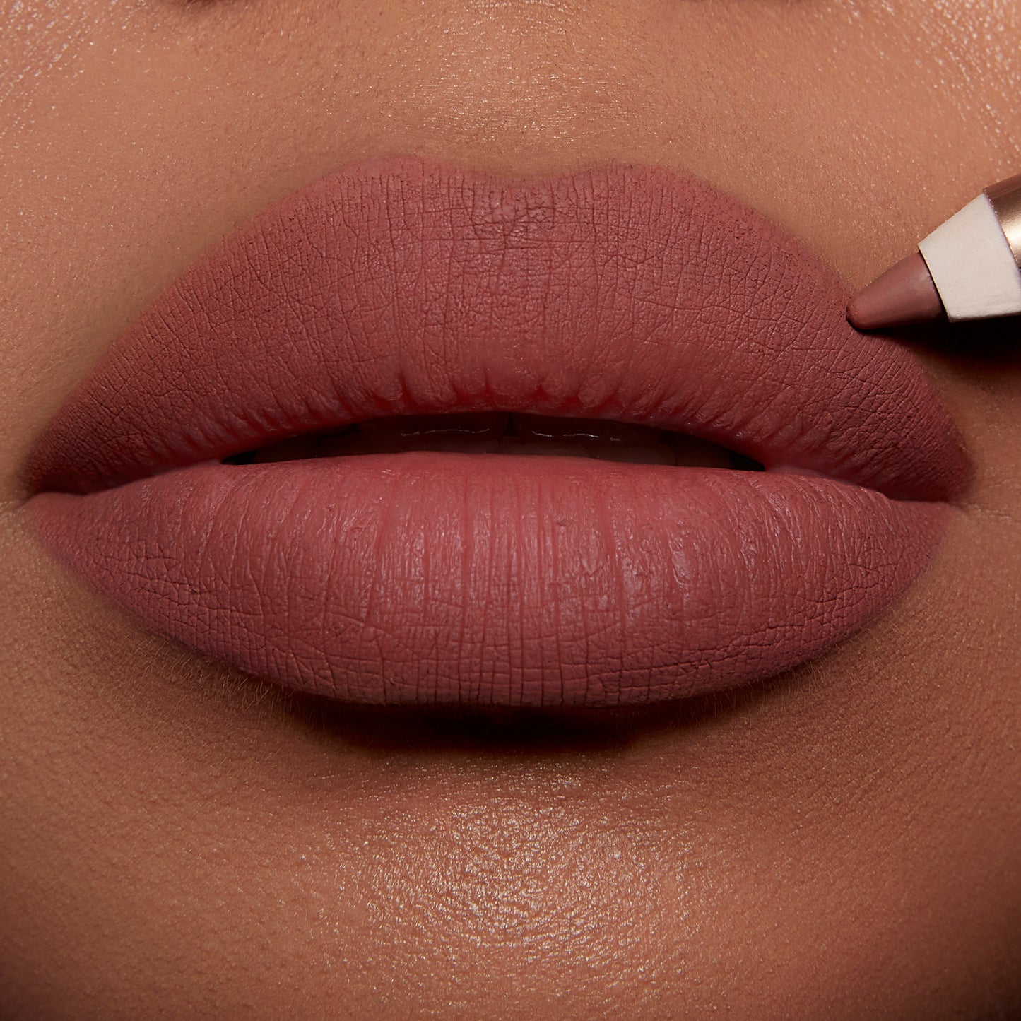 Lip Cheat Lip Liner | Charlotte Tilbury